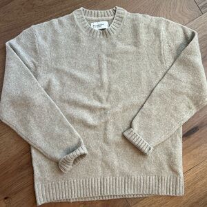 Abercrombie Soft A&F Sweater size L. Never worn